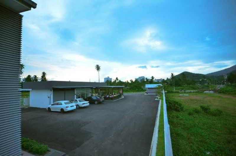 Riverra Inn Langkawi Kuah Exterior photo